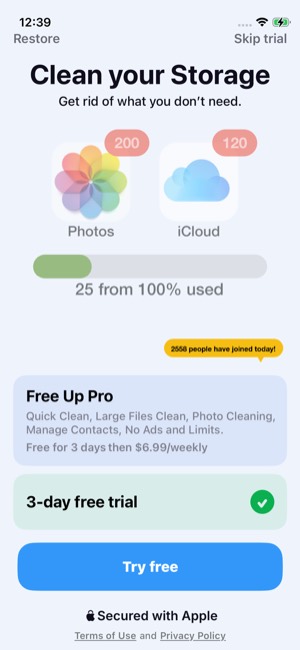 FreeUp Cleaner screen 7: Paywall